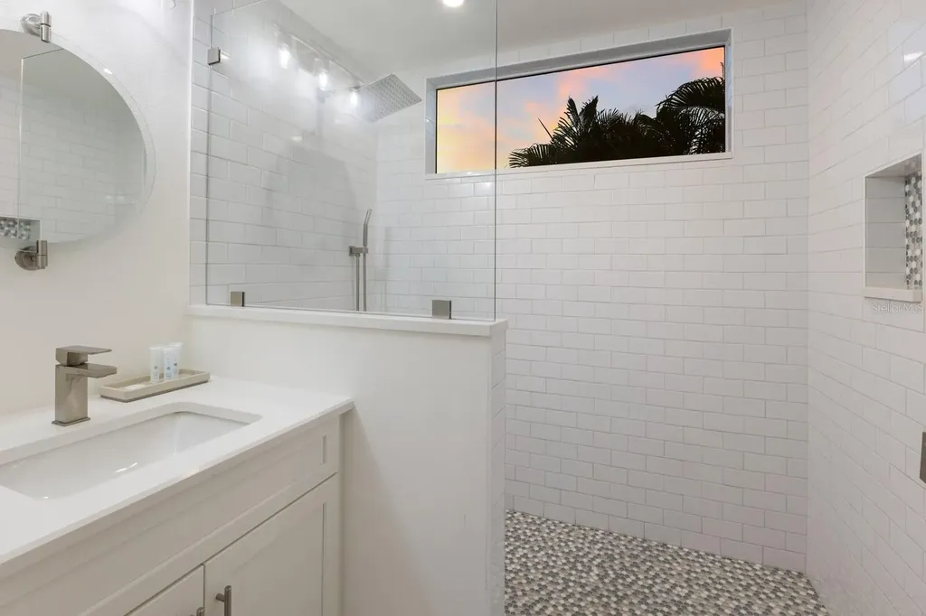 212 Oak Avenue Anna Maria FL 34216