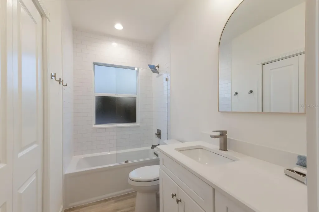 212 Oak Avenue Anna Maria FL 34216