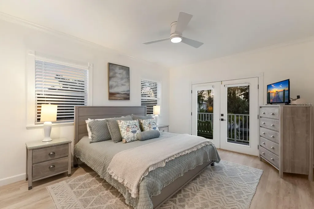 212 Oak Avenue Anna Maria FL 34216