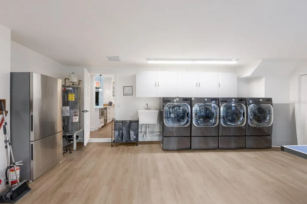 212 Oak Avenue Anna Maria FL 34216