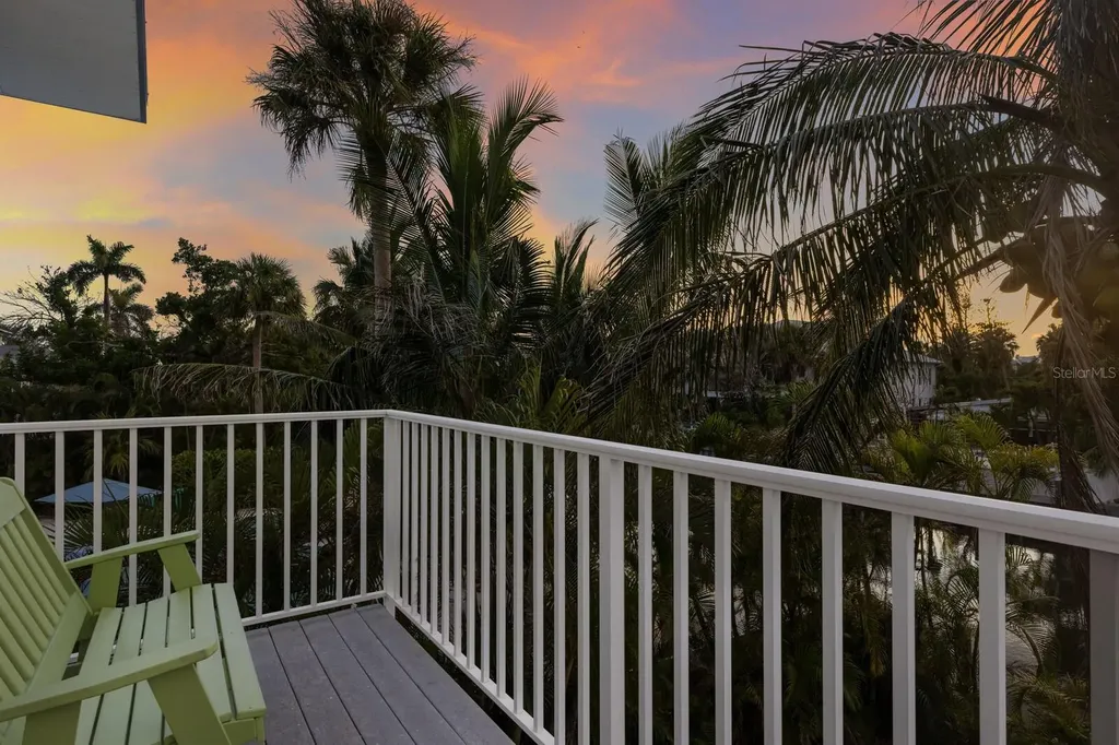 212 Oak Avenue Anna Maria FL 34216