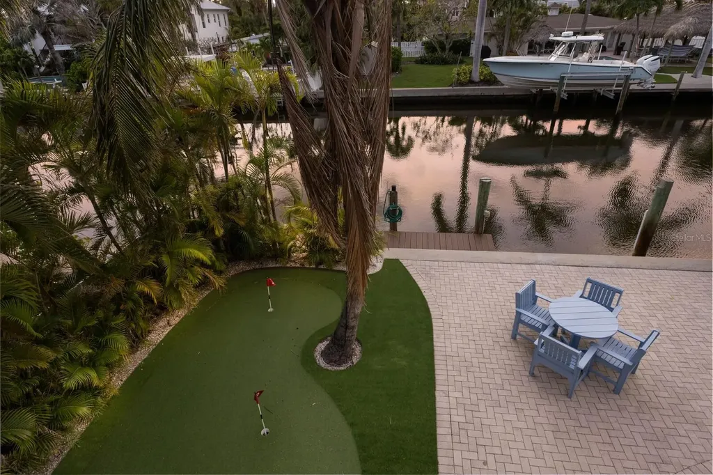 212 Oak Avenue Anna Maria FL 34216