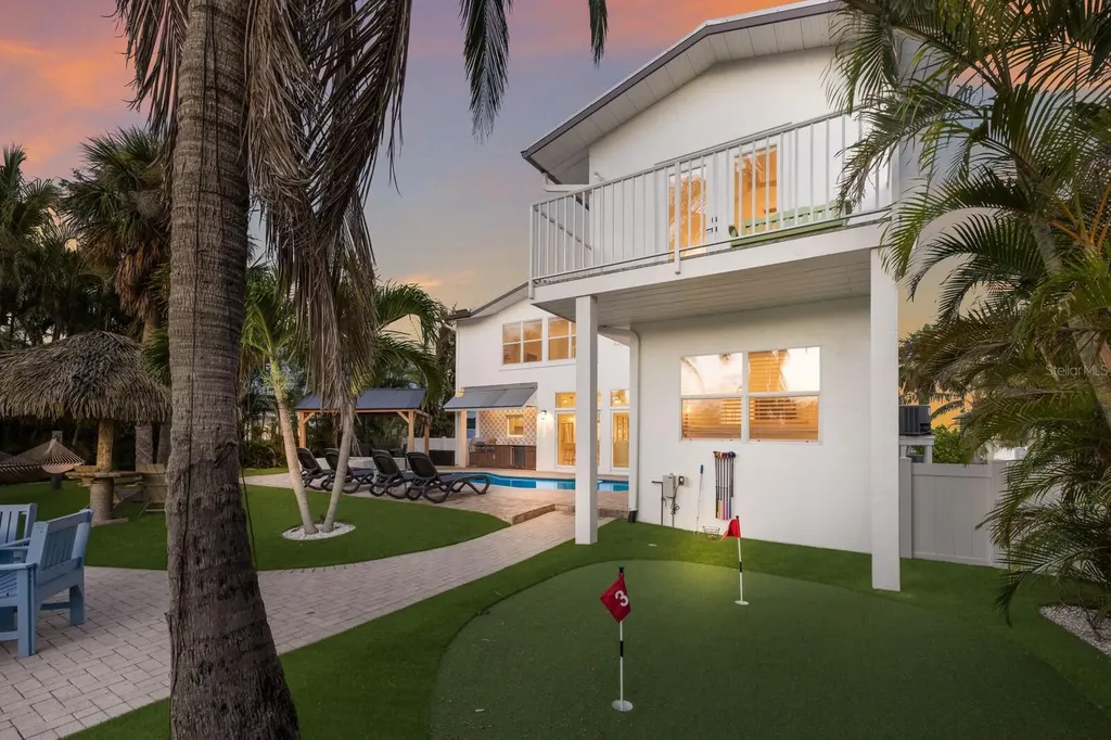 212 Oak Avenue Anna Maria FL 34216