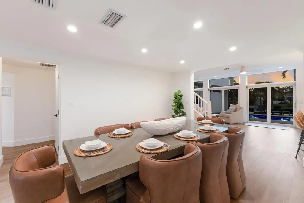 212 Oak Avenue Anna Maria FL 34216