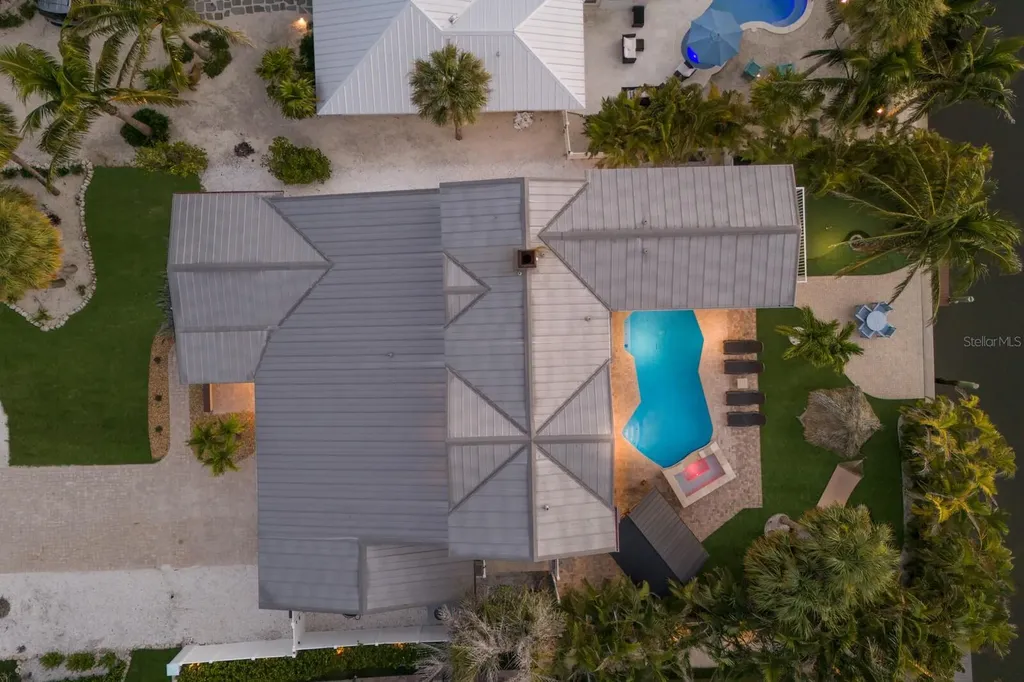 212 Oak Avenue Anna Maria FL 34216