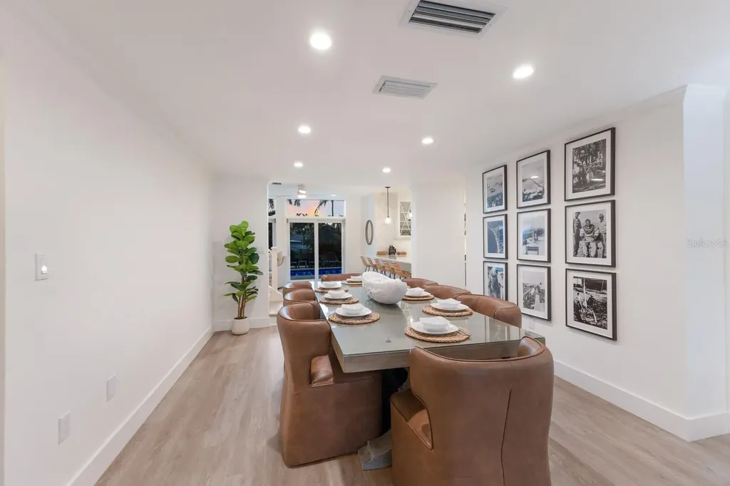 212 Oak Avenue Anna Maria FL 34216