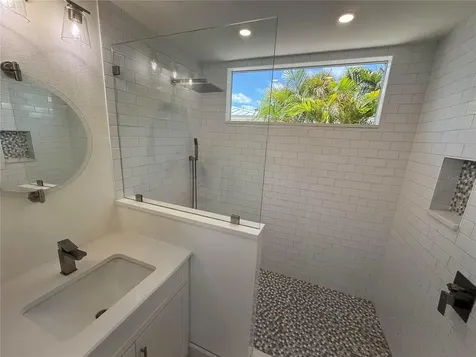 212 Oak Avenue Anna Maria FL 34216