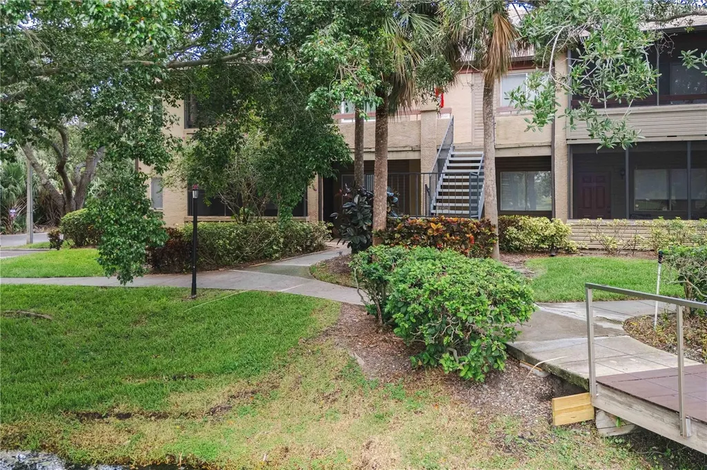 10263 Gandy Boulevard N St Petersburg FL 33702