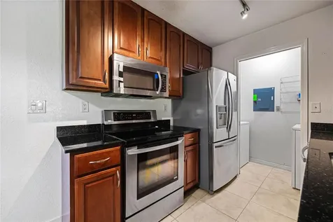 10263 Gandy Boulevard N St Petersburg FL 33702