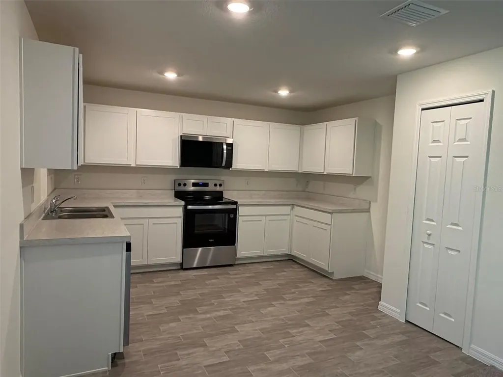 880 Hudson Valley Drive Poinciana FL 34759