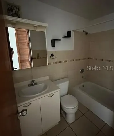 Apt. 203 Cond. Terrazas De Montecasino Toa Alta PR 00953