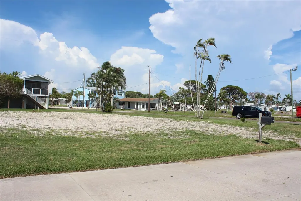 10315 Cortez Road W Bradenton FL 34210