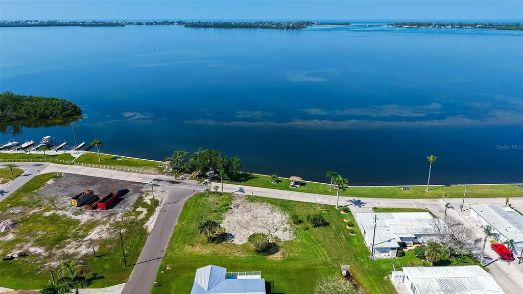 10315 Cortez Road W Bradenton FL 34210