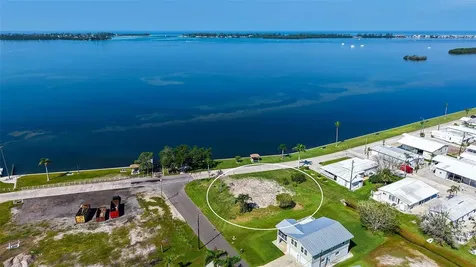 10315 Cortez Road W Bradenton FL 34210