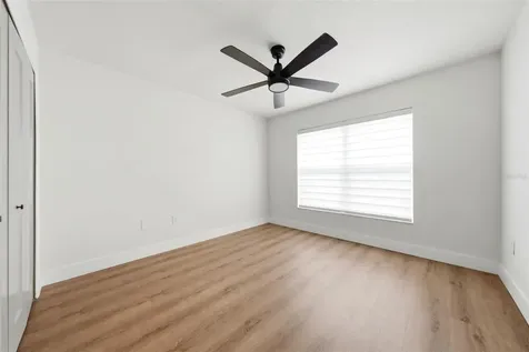 3275 Windy Wood Drive Orlando FL 32812