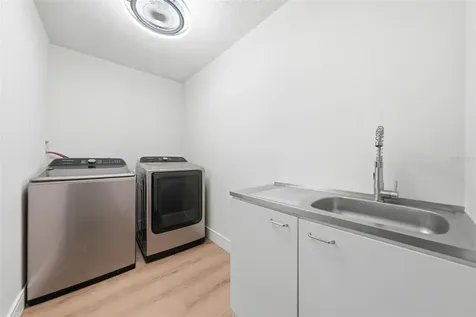 3275 Windy Wood Drive Orlando FL 32812