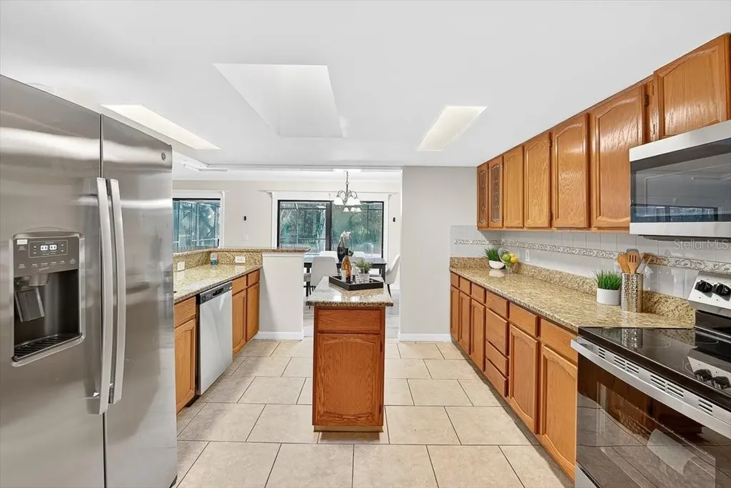 11755 W Fisherman Lane Homosassa FL 34448