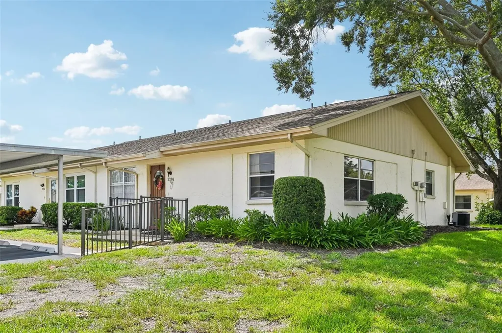 2208 Grenadier Drive Sun City Center FL 33573