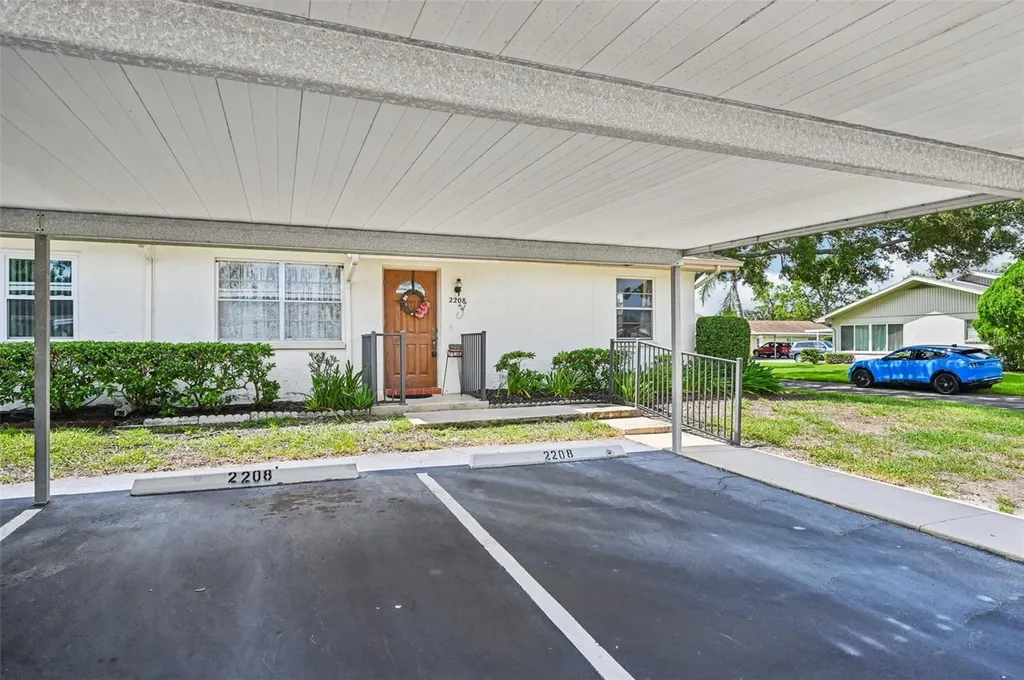 2208 Grenadier Drive Sun City Center FL 33573