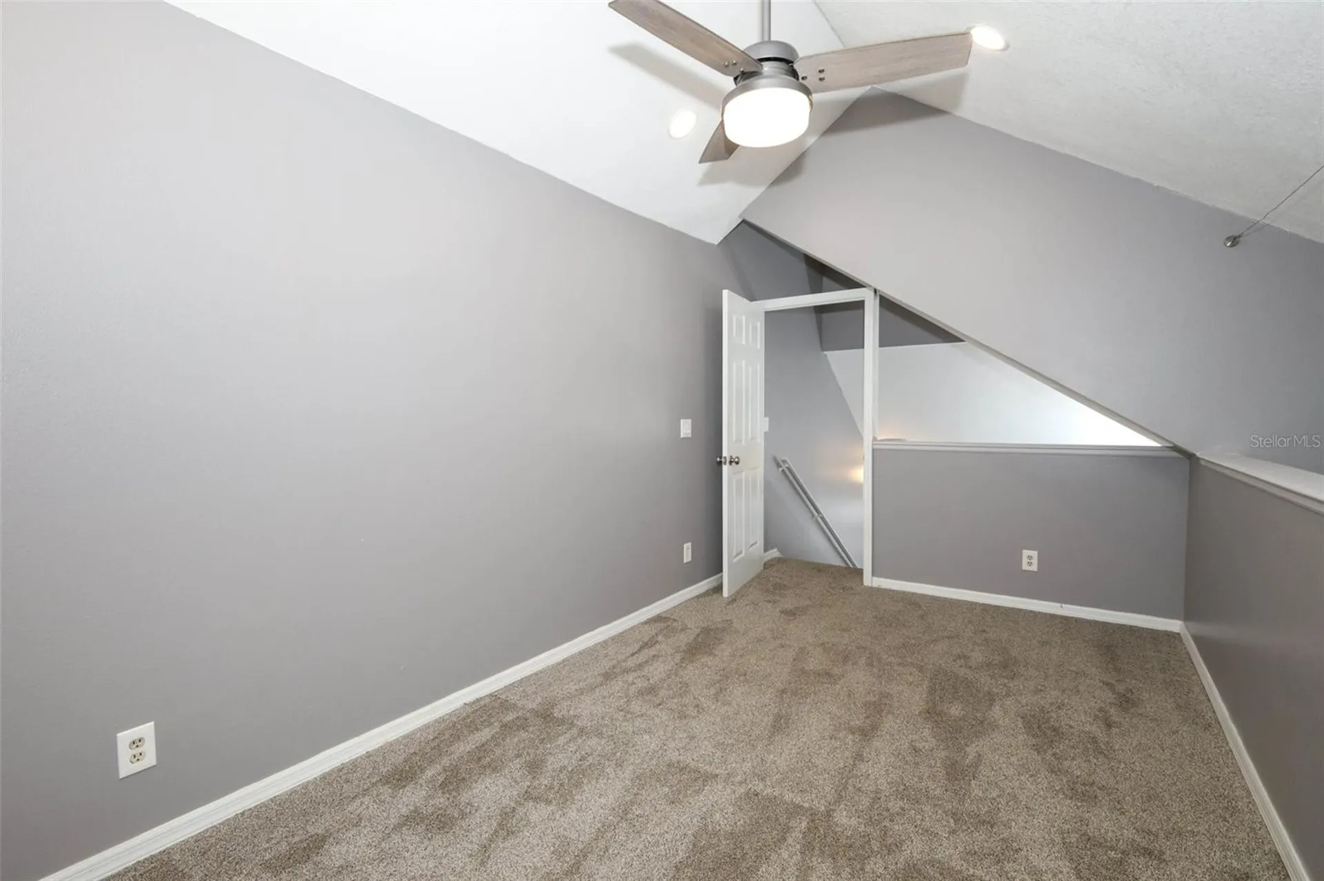 6070 Westgate Drive Orlando FL 32835