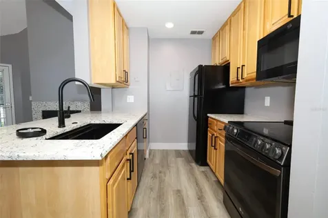 6070 Westgate Drive Orlando FL 32835