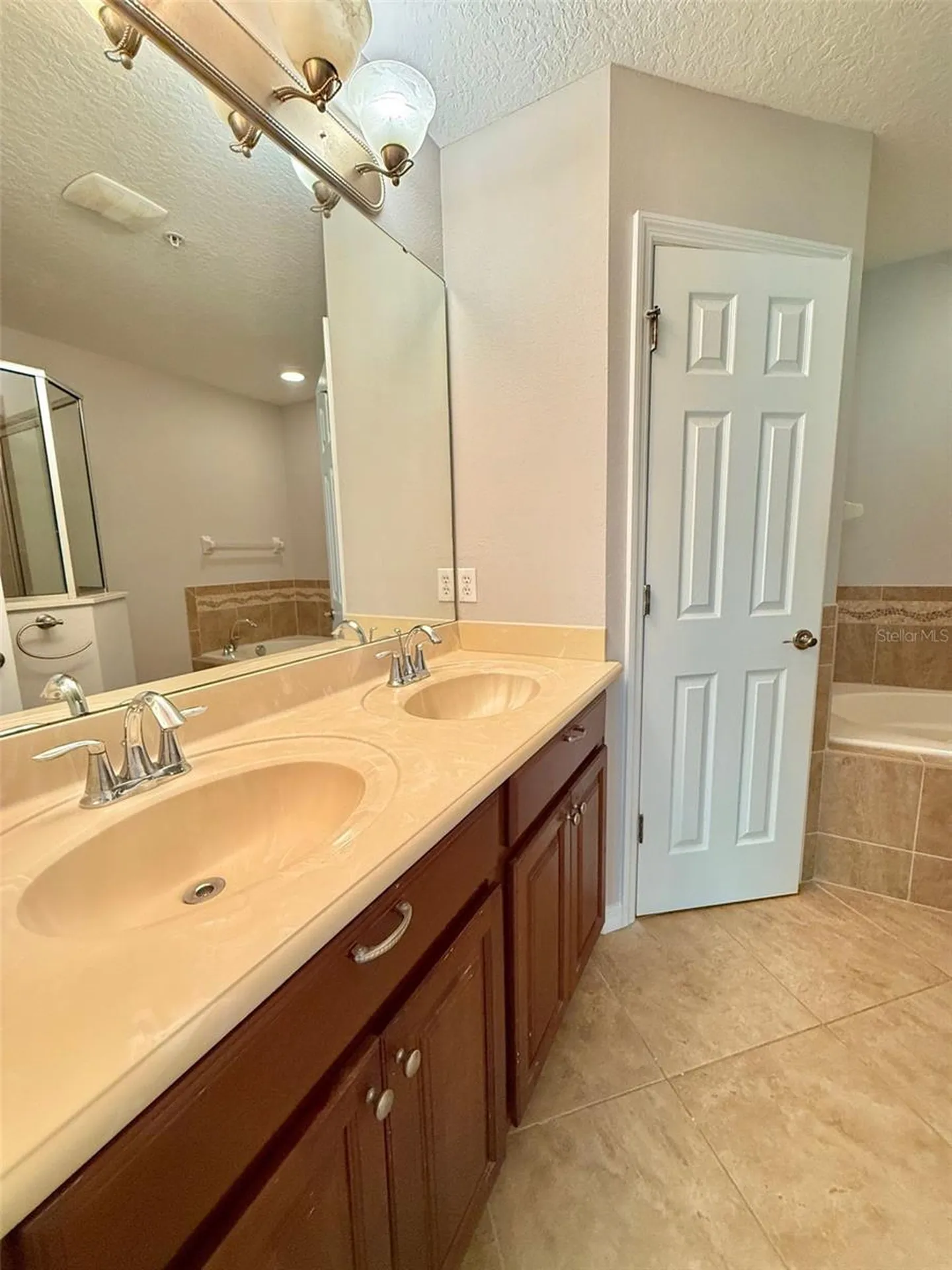 9244 Sweet Maple Avenue Orlando FL 32832
