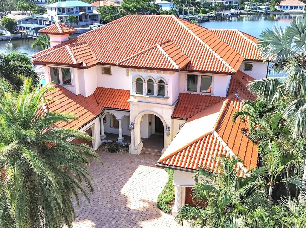 1097 Eden Isle Drive NE St Petersburg FL 33704