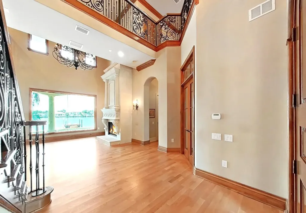 1097 Eden Isle Drive NE St Petersburg FL 33704