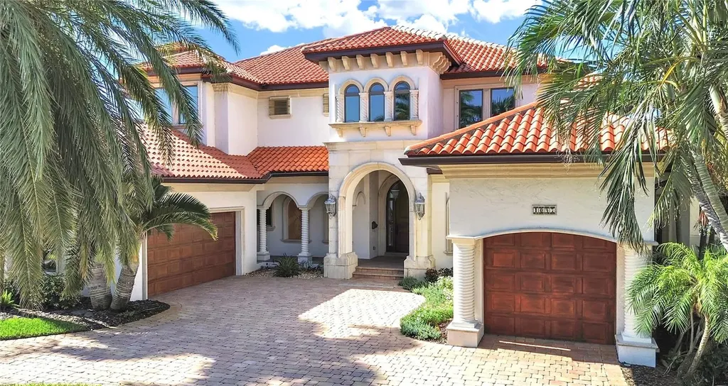 1097 Eden Isle Drive NE St Petersburg FL 33704
