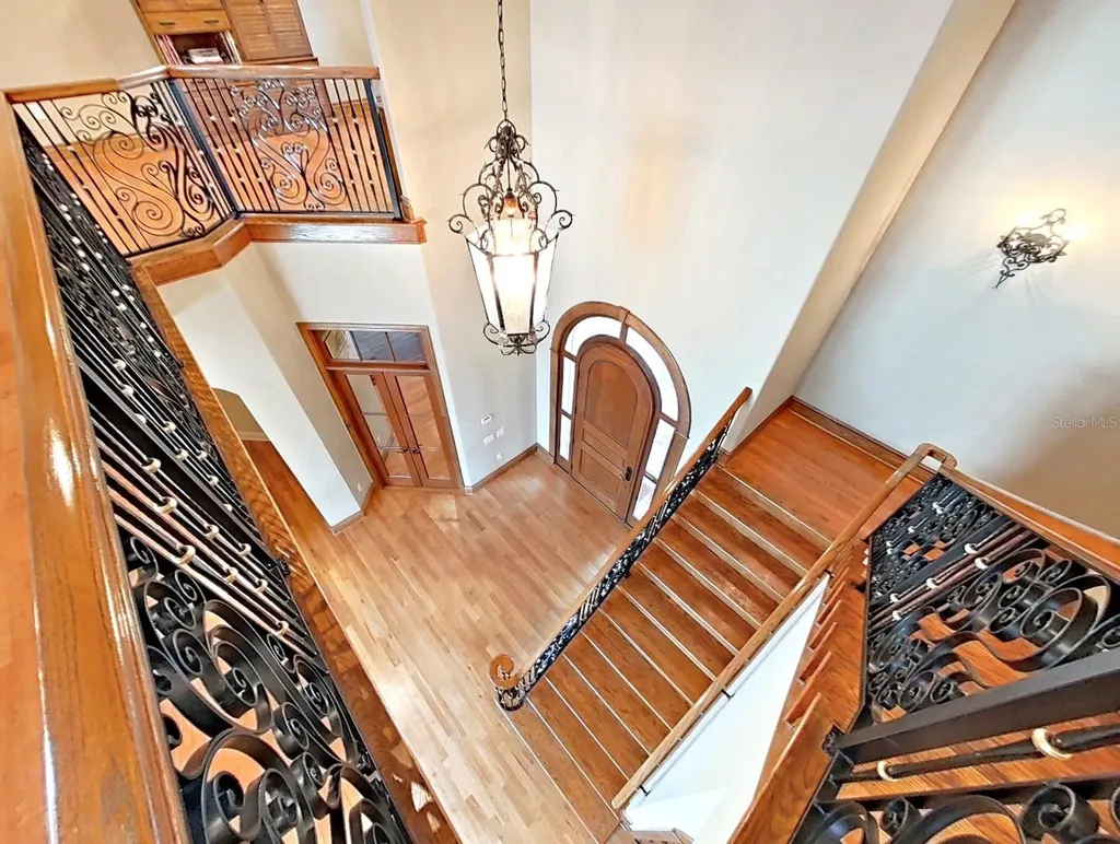 1097 Eden Isle Drive NE St Petersburg FL 33704