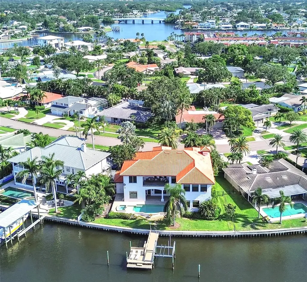 1097 Eden Isle Drive NE St Petersburg FL 33704