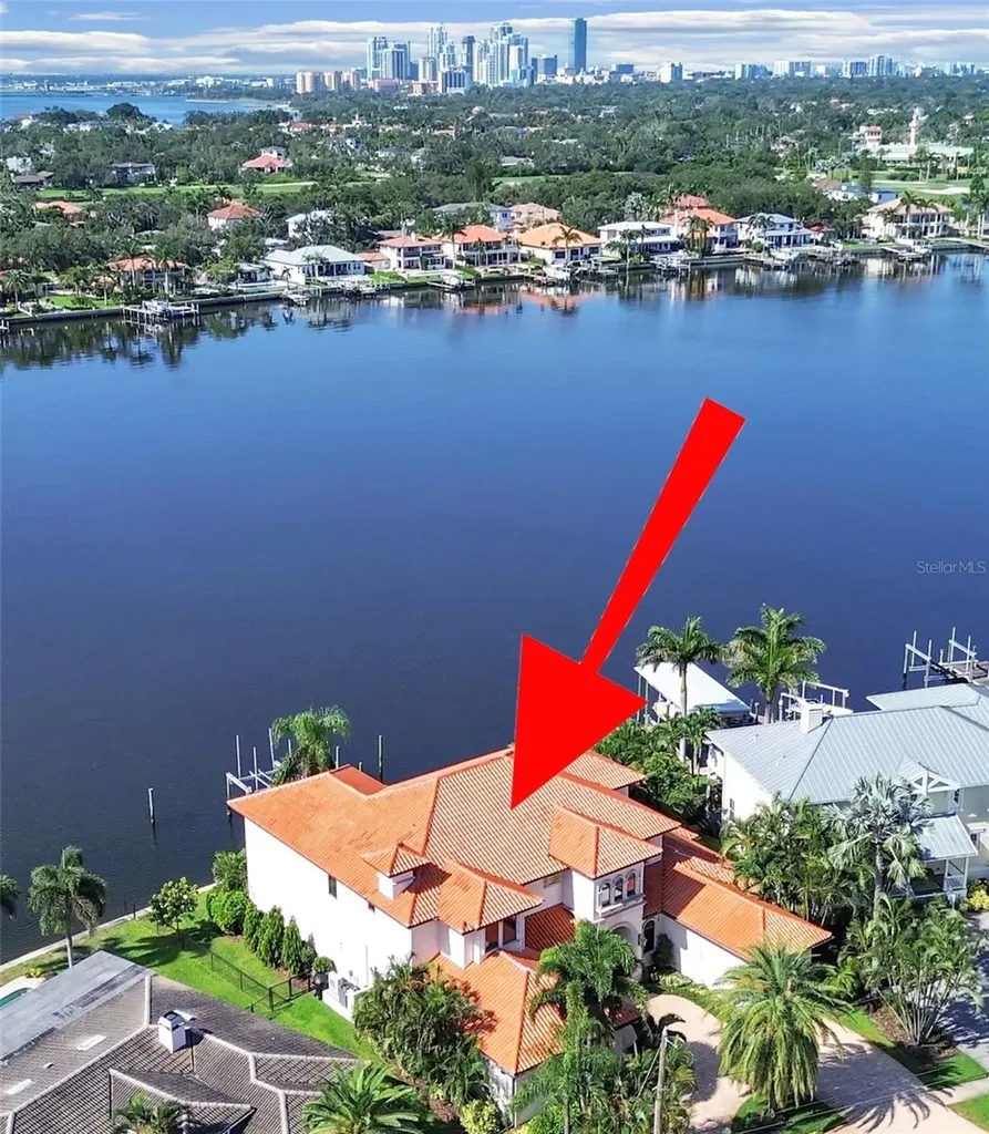 1097 Eden Isle Drive NE St Petersburg FL 33704