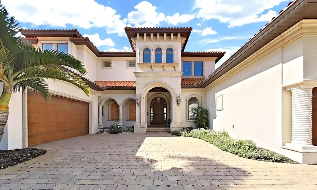 1097 Eden Isle Drive NE St Petersburg FL 33704