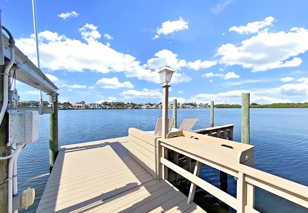 1097 Eden Isle Drive NE St Petersburg FL 33704