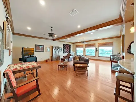 1097 Eden Isle Drive NE St Petersburg FL 33704
