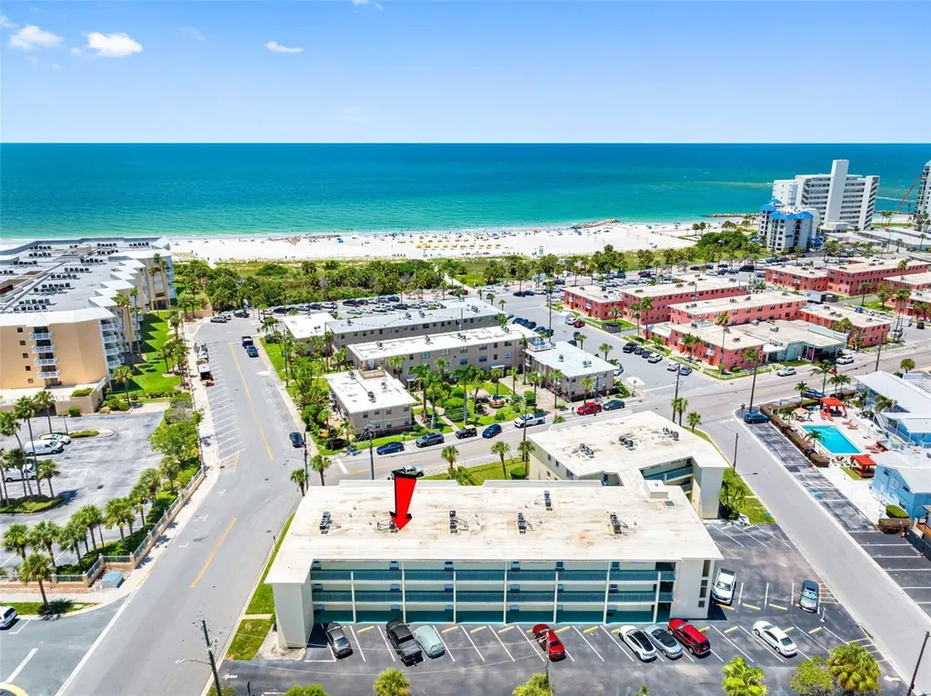 6767 Sunset Way St Pete Beach FL 33706