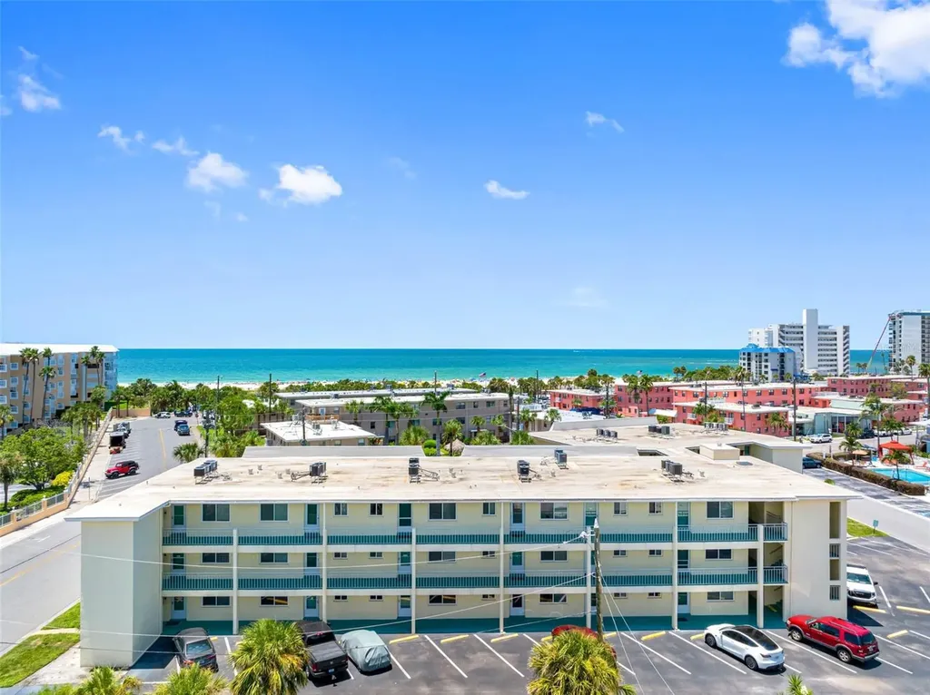 6767 Sunset Way St Pete Beach FL 33706