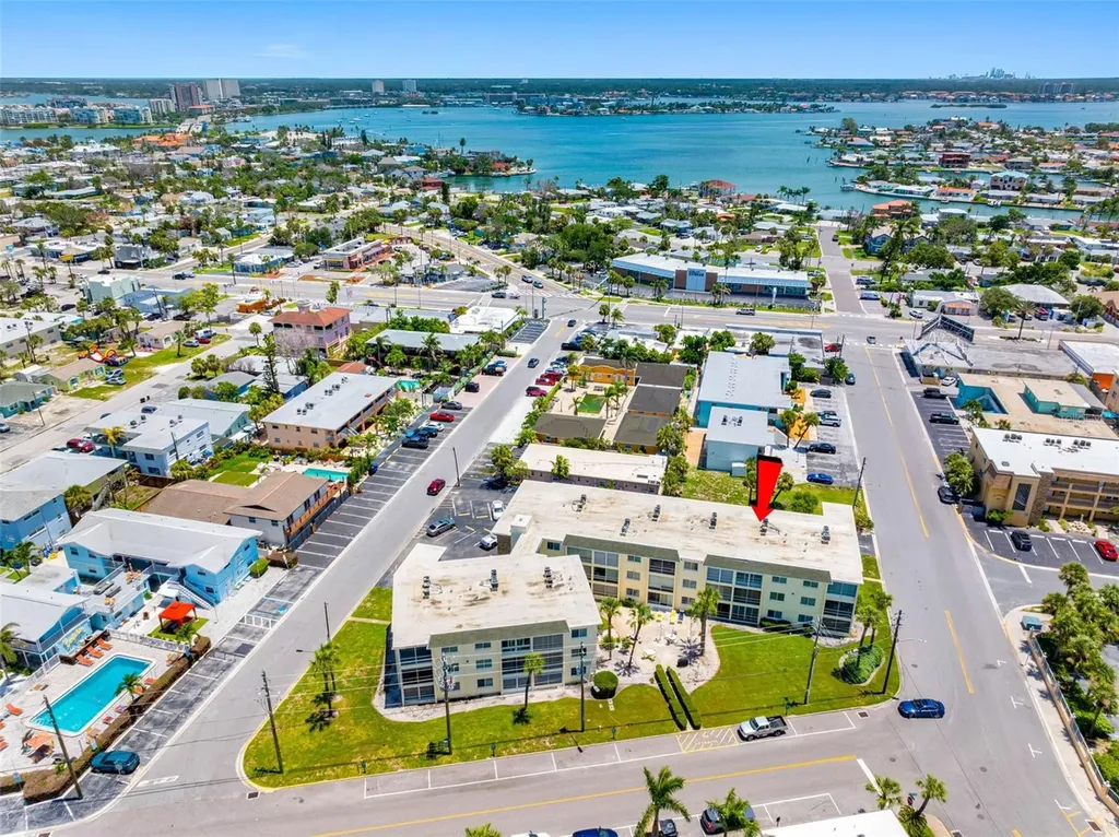 6767 Sunset Way St Pete Beach FL 33706