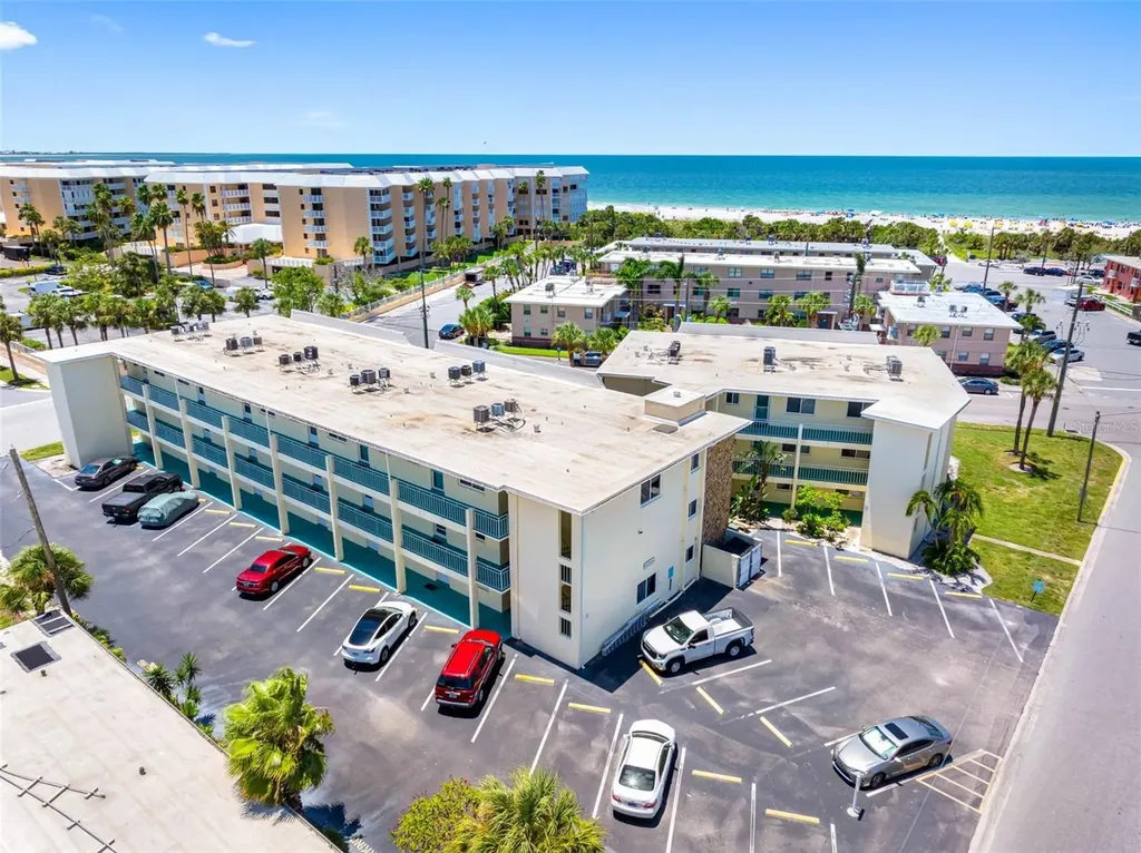 6767 Sunset Way St Pete Beach FL 33706