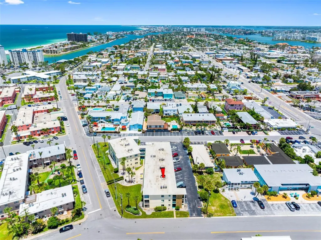 6767 Sunset Way St Pete Beach FL 33706