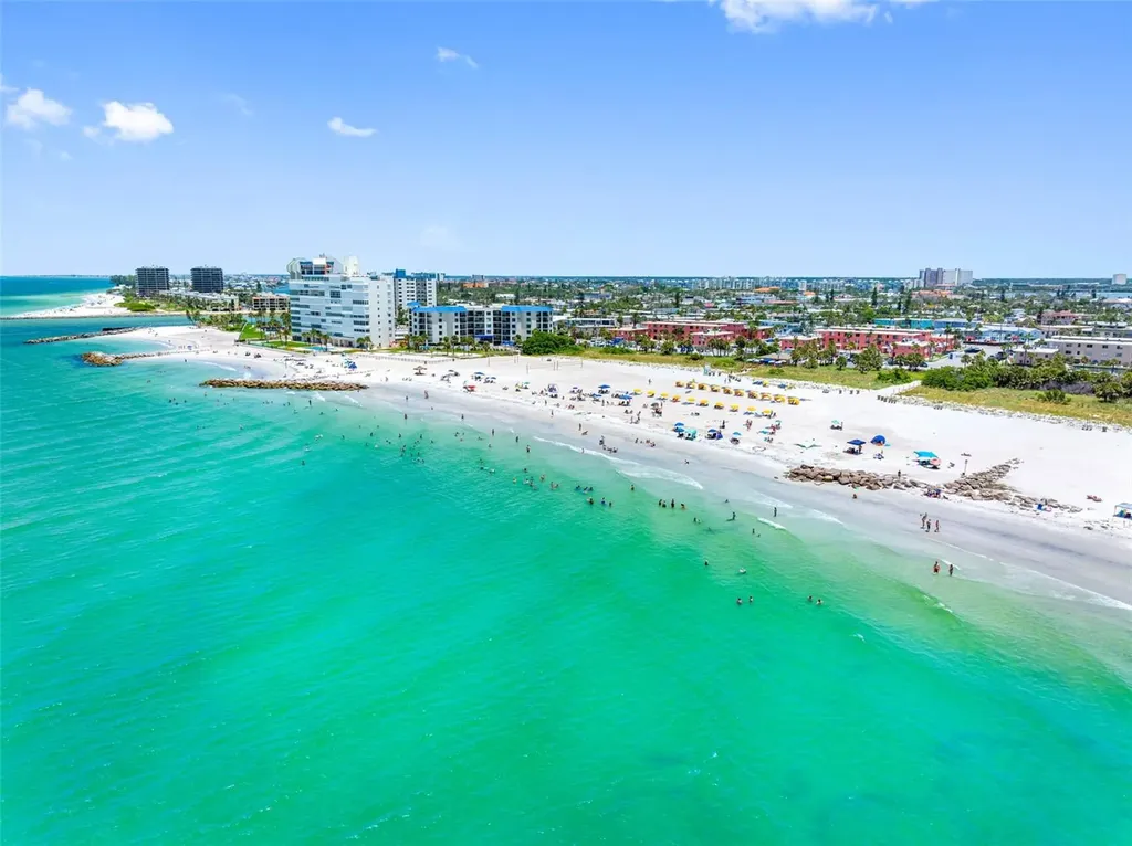 6767 Sunset Way St Pete Beach FL 33706