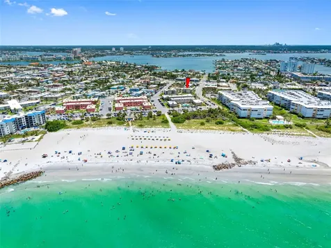 6767 Sunset Way St Pete Beach FL 33706
