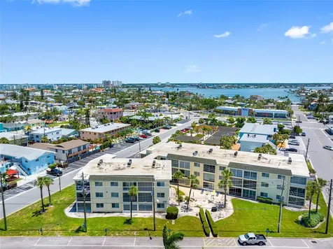 6767 Sunset Way St Pete Beach FL 33706