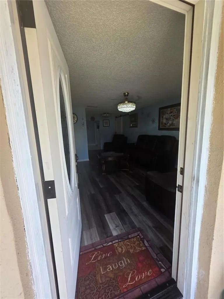 3612 Tamarix Drive Tampa FL 33619