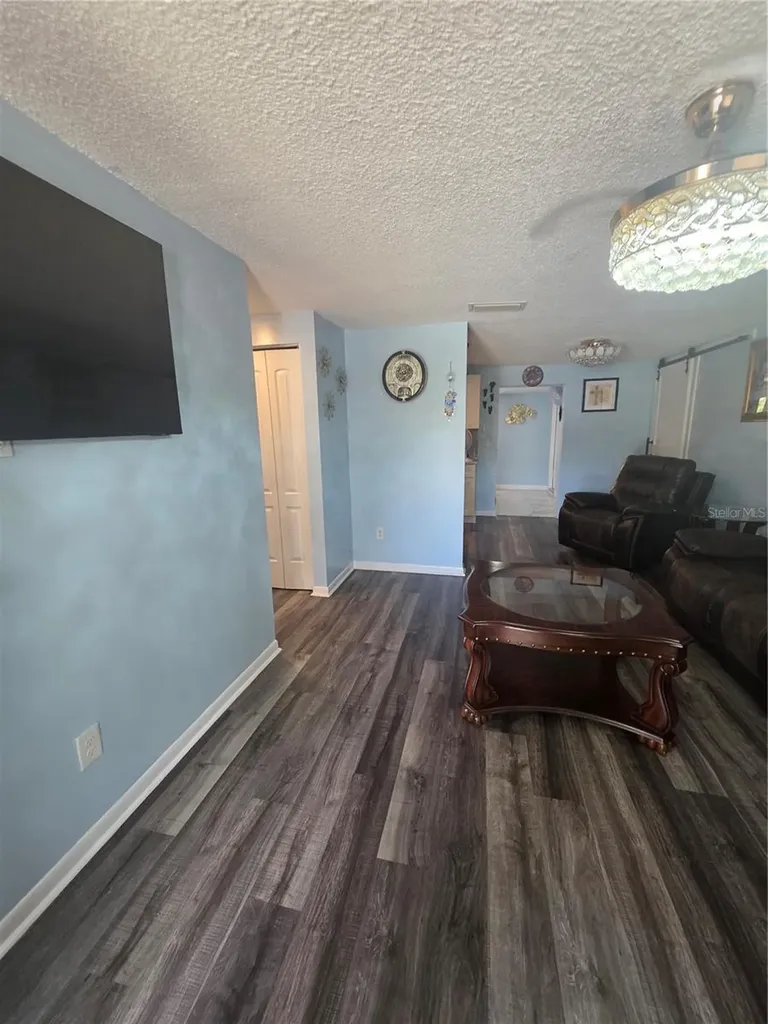 3612 Tamarix Drive Tampa FL 33619