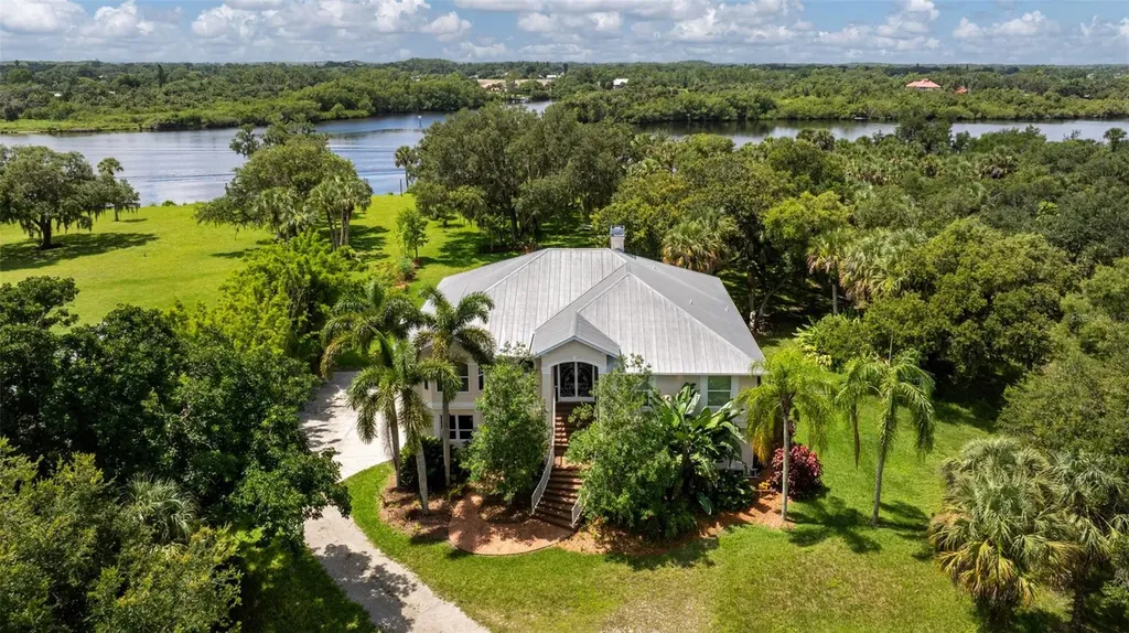 14080 Duke Highway Alva FL 33920