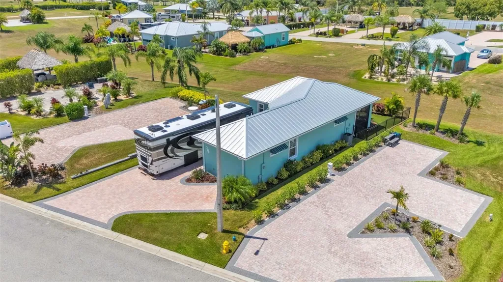2829 Snowy Egret Drive Polk City FL 33868