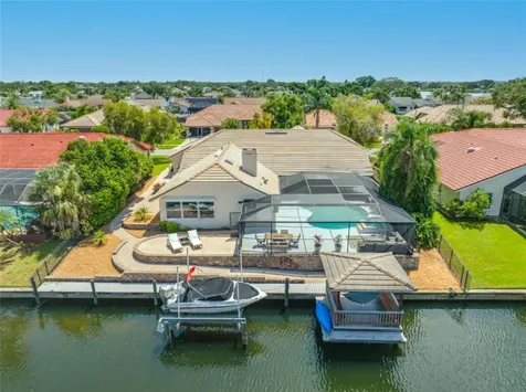 4826 Longwater Way Tampa FL 33615