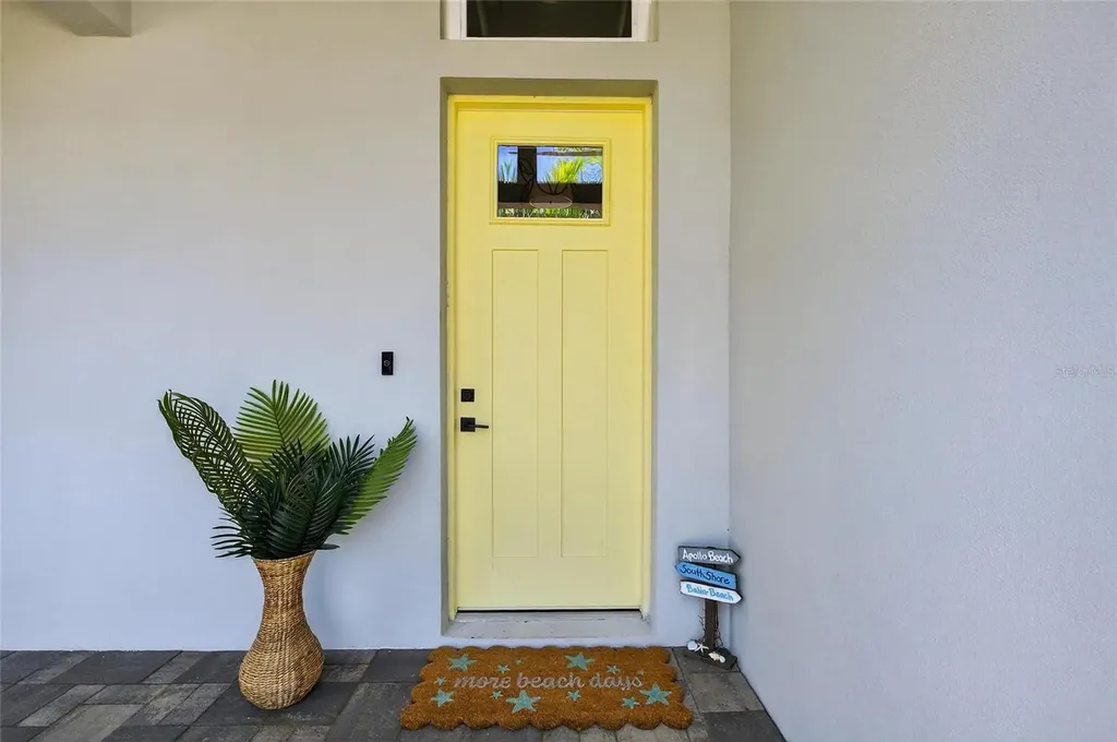 614 Pinckney Drive Apollo Beach FL 33572