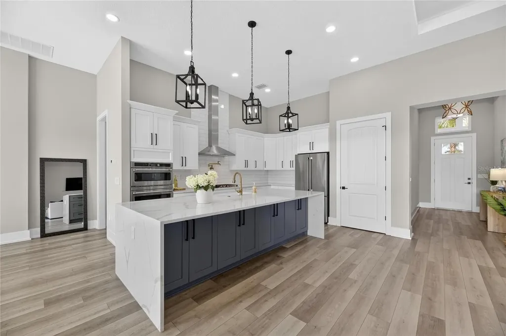 614 Pinckney Drive Apollo Beach FL 33572